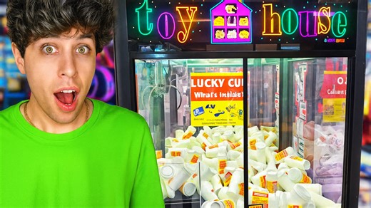 This mystery cup claw machine finally paid out big!