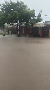 नरकटियागंज नगर का मुख्य सड़क जलमग्न | N24 News