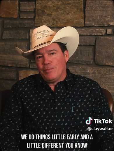 Earl Thomas Conley - Holding Her and Loving You | Clay Walker's First Song to Learn on Guitar