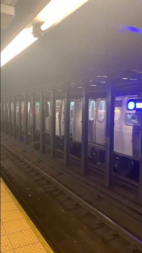 R211 A train to 207 st at 34 st