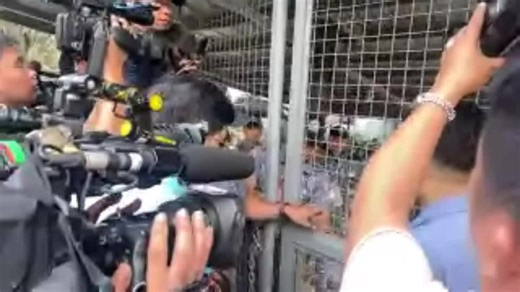 LIVE: The Sandiganbayan ordered the detention of former Senator Bong Revilla at the New Quezon City Jail in Payatas. | via Arnel Tacson | INQUIRER.net