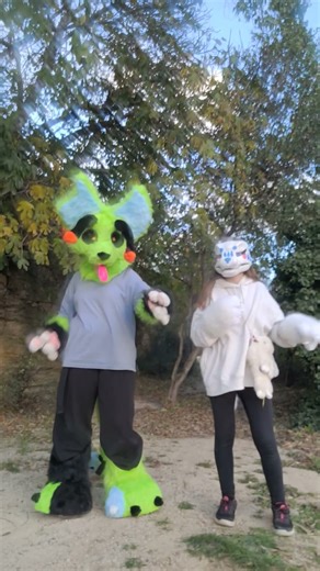 Alien fursuit : @kio_le_deku_カッコウ #furry #fursuit #antizoo #cosplay #fyp