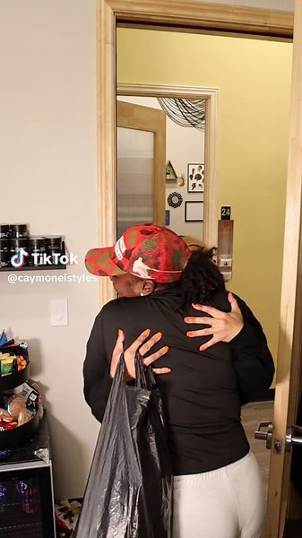 Extended Loc Knotless Braids: Styles and Tips