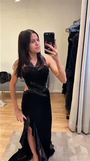 Escolhendo vestido para festa de 15 da Manu #shots