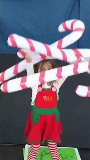 4 Days Till Christmas!!!!!! (Shiloh and Bros Edit)