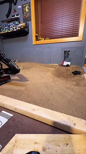ECR out to do some telehandler stuff… 😎😏 on this sweet @studsandco.store Mini Ranch Style House 🪵🪚📐📏🏠 #rc #remotecontrol #scalemodel #colorado #lesu #volvo #dirt #rcexcavator #timelapse #garden #rcsemi #lowboy #hauling #tamiya #grandhauler #kenworth #truck #fyp #follow #reel #video #edit #toyphotography #wood #woodworking #model #house #rcconstruction #construction | Chase Giovanni Grippa