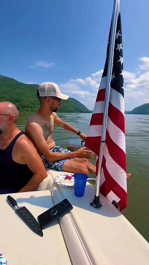 irakli_iraklii (@irakli_iraklii)’s videos with original sound - irakli_iraklii