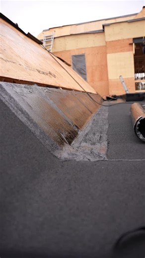 Skyluxe Roofing & Sheet Metal on Instagram: "Most people will never see this detail and that’s the point. Our crew putting in work on a concealed gutter system as this King City home takes shape. Clean lines, precise execution, and water management built into the architecture, not added as an afterthought. This is where craftsmanship actually matters."