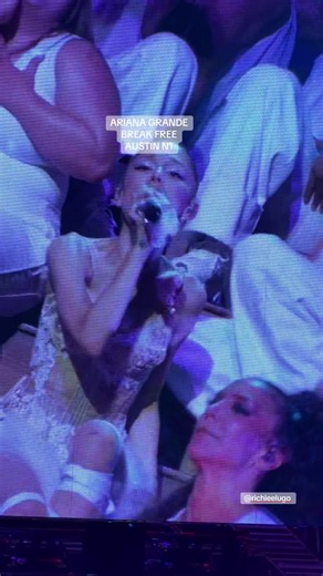 Ariana Grande full Break Free performance in Austin