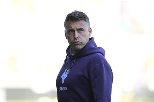 Rob Edwards addresses Wolves boos after defeat to Spurs