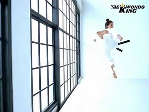 Mastering the Taekwondo Flying Kick: Technique, Benefits, and Precautions