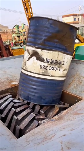 Double Shaft Shredder Machine for Secure Material Processing