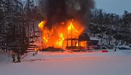 Gravenhurst Fire crews on scene of a structure fire - 1001 Old Portage Road. More info when available. 📸Guy Hancock | At the Scene Photography