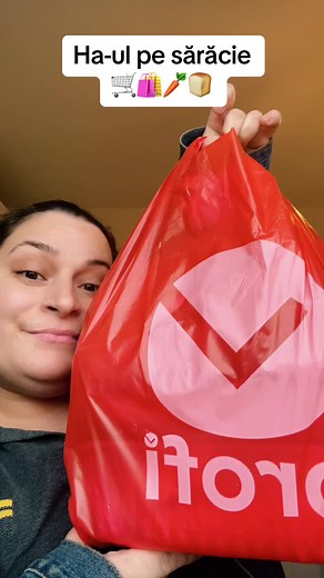 Ghiciți cât au costat … 🛒🛍️🥕🍞🙏#___tery____ #fy #foryou #haul #haulover #profi #cumparaturi #romania #saracie