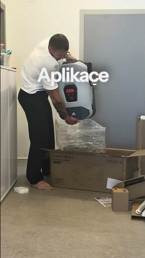 Unboxing a instalace sekačky Anthbot od inSPORTline - Jan Bryčka