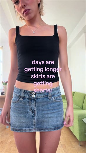 Abbie Amy (@abbie.amyxo)’s video of Skirts