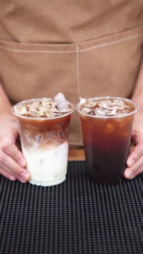 Semi-auto หรือ Fully Auto เลือกให้ “เหมาะกับร้าน” สำคัญที่สุด ☕️ คุมรส vs ความเร็ว ไม่มีผิด ไม่มีถูก มีแค่แบบไหนใช่กับทีมคุณมากกว่า ✨🤍 #เครื่องชงกาแฟ #SemiAuto #FullyAuto #เปิดร้านกาแฟ #ร้านกาแฟ #อุปกรณ์ร้านกาแฟ #เลือกเครื่องชงกาแฟ #CoffeeBusiness ☕️ | Suea-Pa Coffee Machinery สาขาเชียงใหม่