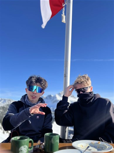 Awesome Snowpark Snowboarding Day