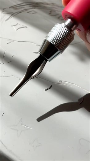 My First Linocut Carving | Learning Printmaking #linoprinting #fabricprinting #linocut