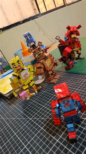 Five Nights at Freddy's vs Spider-Man #minecraft #papercraft #skibiditoilet #fnaf #short #shorts #xd