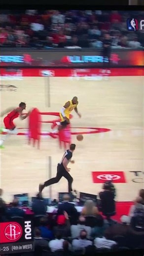 Lebron James tips the ball to himself