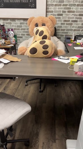 Look who came to visit us today! | The Shabby Tree