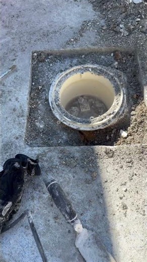 South Florida Pool And Leak inc. how to repair a pool leak in a pool main drain.#poolleak#repair