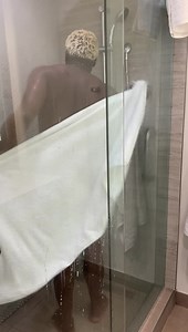 1M views · 4.6K reactions | Men nèg yo vle touyem wi! Pèp ayisyen tanpri souple potem sekou! Map mouri wi men map fout mouri pou diaspora paske nou pa Chen! Nou gen dwa menm jan Ak tout ayisyen,! | Ba marassa moun tout moun | Facebook