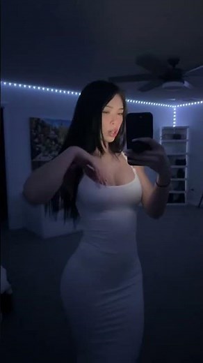 show big boobs / pamer dada besar / pamer toket besar/ 炫耀大胸 7 march 2024 4.16