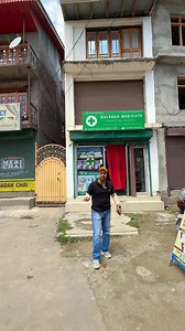 87K views · 405 reactions | MINI COMPLEX FOR SALE PRICE 95 LAKH CONTACT OWNER ☎️ 8825056848 LAND 1.50 MALRI MILKIYAT WITH 3STORY MINI COMPLEX ADDRESS OLD CHANAPORA MAIN ROAD NEAR FLORANCE | Umer Zargar | Facebook