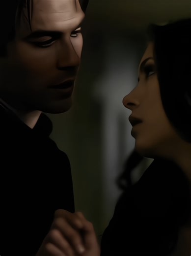 & hold my hand 🫴🏻💞 #DamonSalvatore #ElenaGilbert #fyp #tvd #Delena