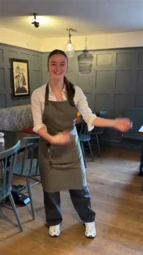 🎸 Elvis Dinner & Dance at Bel & The Dragon Wendover 🎹 The staff are excited about our Elvis Dinner & Dance Night showing us their best Elvis Presley moves! 3 course meal included and entertainment for the night! tickets up on our website! come have a boogie with us and rock and roll the night away! #hunkahunkaburninlove #allshookup #elvisnight #hunkahunkaburninfun #elvispresley #belandthedragon #belandthedragonwendover #wendover | Bel & The Dragon, Wendover