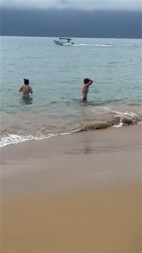 🇧🇷 BRAZILIAN BEACH – Ilhabela 4K 👙🌊 São Paulo, Brazil #shorts