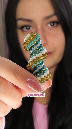 Cellini Spiral Bracelet #beadedjewelry #diy #handmadejewelry