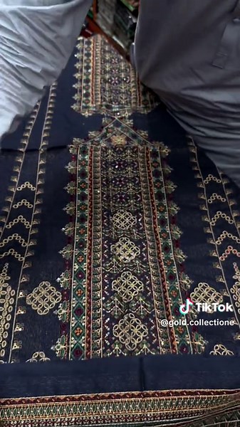 Gc gold collectione 3 pice peach ledar for oder in whatsup 03275203325 #fyppppppppppppppppppppppp #foryou #viralvideo #viraltiktok #goldcollection