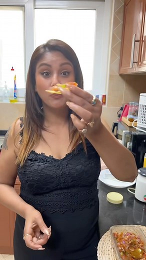 112K views · 829 reactions | Tomato & Garlic Chutney #chutney #tomatochutney #homeremedies #cookwithmamta #travelwithmamta #garlicchutney #food #foodie #dubai #dubaiinfluencer | TravelwithMamta | Facebook