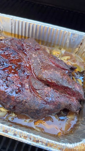 Beautiful chuck roast taking a ride on the @campchef Woodwind pellet grill… Full video in the works. 🔥😋💯 #beef #chuckroast #potroast #fblifestyle #pelletgrill #bbq #letseat | The Falcon Eats