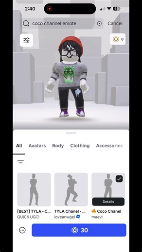 Coco channel dance on Roblox #christmas #merrychristmas