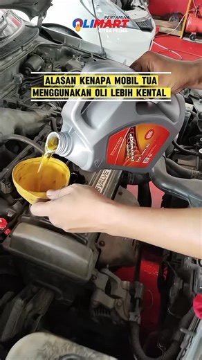 Tapi kamu harus tau ini👇🏼 Tidak semua mobil tua butuh oli kental, jika mesin mobil tua masih dalam kondisi baik dan tidak ada tanda-tanda keausan parah, menggunakan oli sesuai rekomendasi pabrikan tetap menjadi pilihan terbaik. Hindari perubahan drastis: Penggunaan oli yang terlalu kental secara drastis (misalnya, selisih viskositas lebih dari satu tingkat) dapat memberatkan kerja mesin. Ganti oli Mobilmu rutin di Olimart Citra Prima Ponorogo, spesial promo gratis cuci mobil tiap ganti oli fil