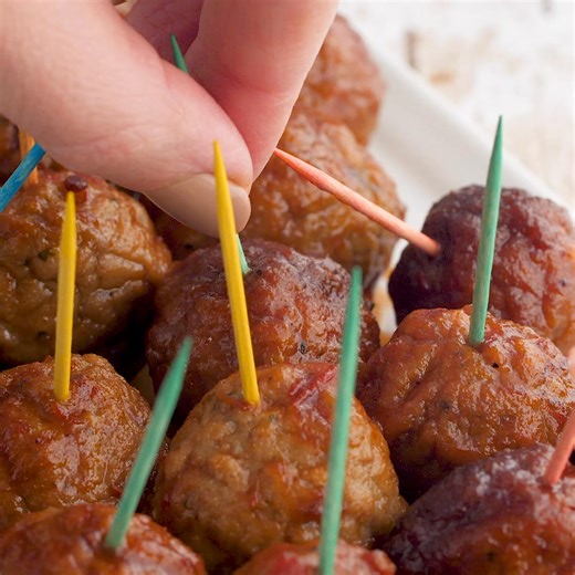 3 Ingredient Sweet & Spicy Crock Pot Meatballs!!We Love this Deliciously easy appetizer for the Holidays!!! | Incredible Recipes