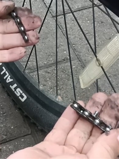 How to fix a BROKEN bicycle chain - tutorial English - NordBiking, Suomen seuratuin pyöräilymedia #fyp #foryou #suomi #pyöräily #viral