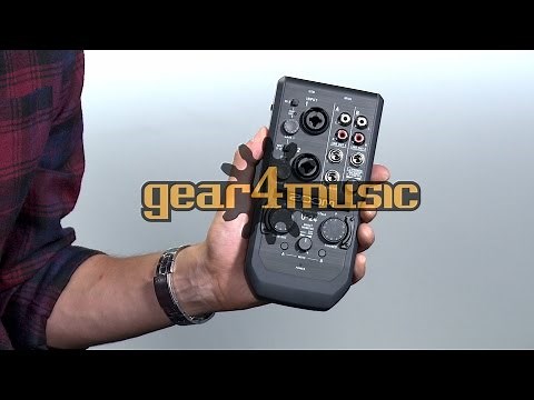 Zoom U-24 USB Audio Interface