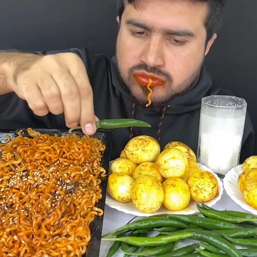 ASMR; EATING 4X SPICY KOREAN NOODLES BOILED EGGS GREEN CHILLIES | Eating ASMR