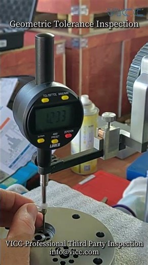 VICC uses a high-precision digital micrometer to measure the surface of flange components. #machine