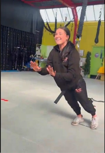 Trust in something new can be hard! 💔 But the bungee will never let you down. Here at Bungeefungee we are #loyal 🫶🏻 you can trust us! and we would love for you to come along and join the fun all while burning calories💪🏼 what more could you want? Bring your friends, Sweat and smile :) 😊 Chose bungee, not boys! ❤️ #trust #bungeefitness #bungeefungeeglasgow #bungeejump