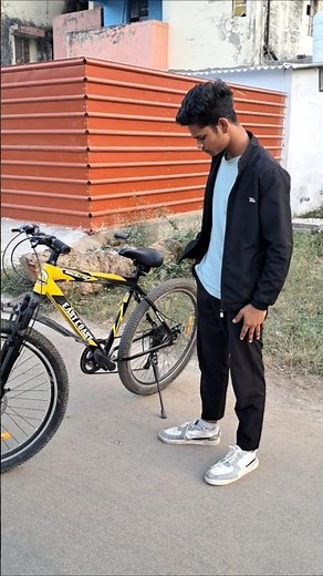 cycle👀😵 shorts || #cyclestunt #stuntrider #cycling #status #rider #ytshorts #youtubeshorts ...