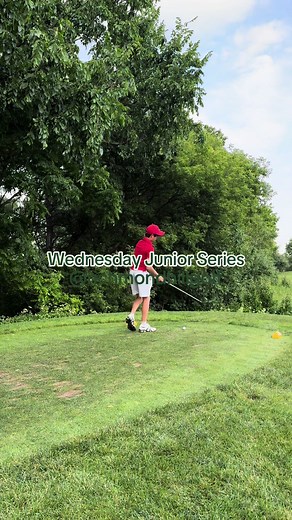 Join us at Hole 4, a nice Par 3 on the Richmond Hill Golf Course, and see if pur three juniors can come together for a fantastic hole! 🏌️‍♂️⛳️ Will they nail it? Let’s find out! 🌟 #GolfFun #Teamwork #RichmondHillGolf #thornhill #maple #vaughan #golfgta #gtagolf #juniorgolfers #golfswing #golfswingtips