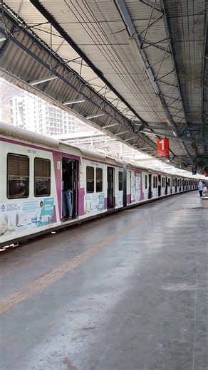 Mumbai local train # viral # titwala slow local train announcement