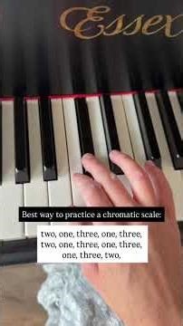 🎹 What's the best way to practice a chromatic scale? #Shorts