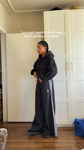 Stylish Airplane Outfits for Long Travel